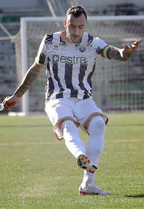 Siena 2023-24 Home 2 Kit