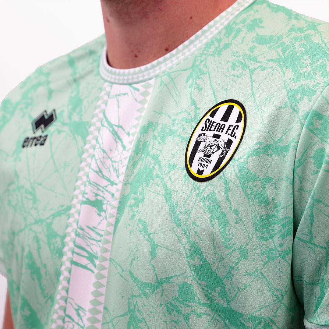 Siena 2024-25 Away Kit