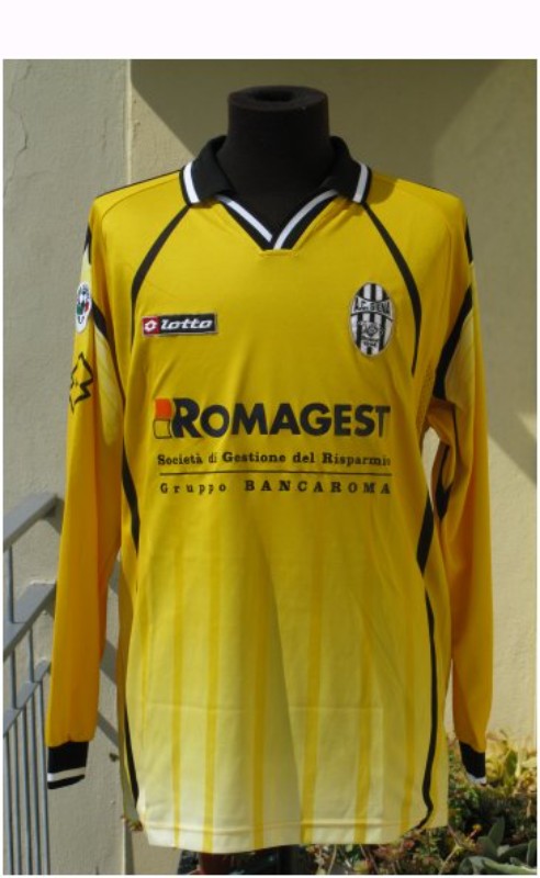 Siena 2000-01 Third Kit