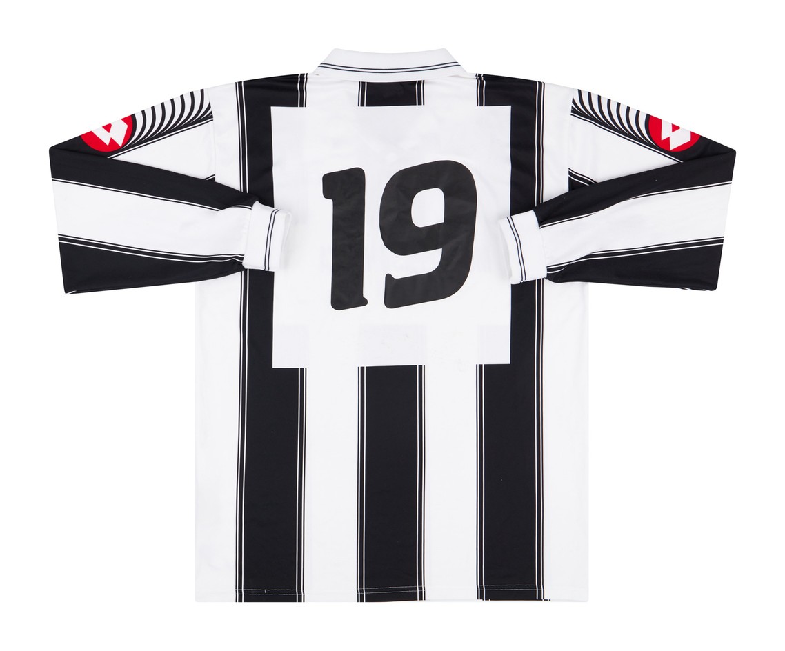 Siena 2001-02 Home Kit