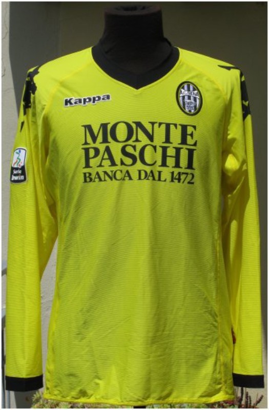 Siena 2010-11 GK Home Kit