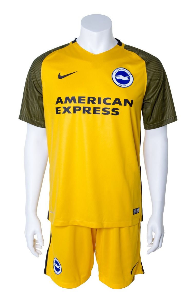Brighton & Hove Albion 2017-18 Away Kit