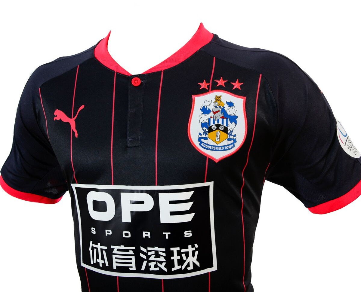 Huddersfield Town 2017-18 Away Kit