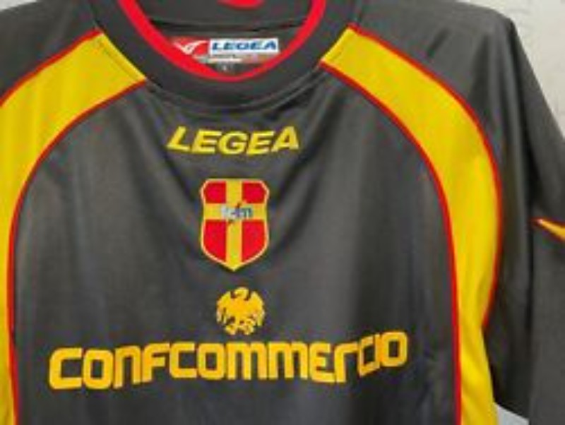 FC Messina Peloro 2004-05 Cup Kit