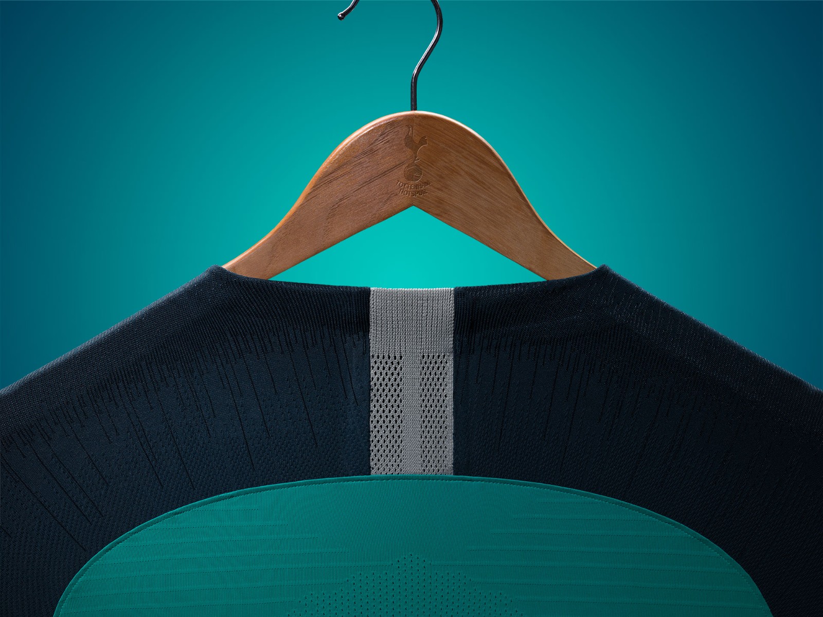 Tottenham Hotspur 2018-19 Third Kit