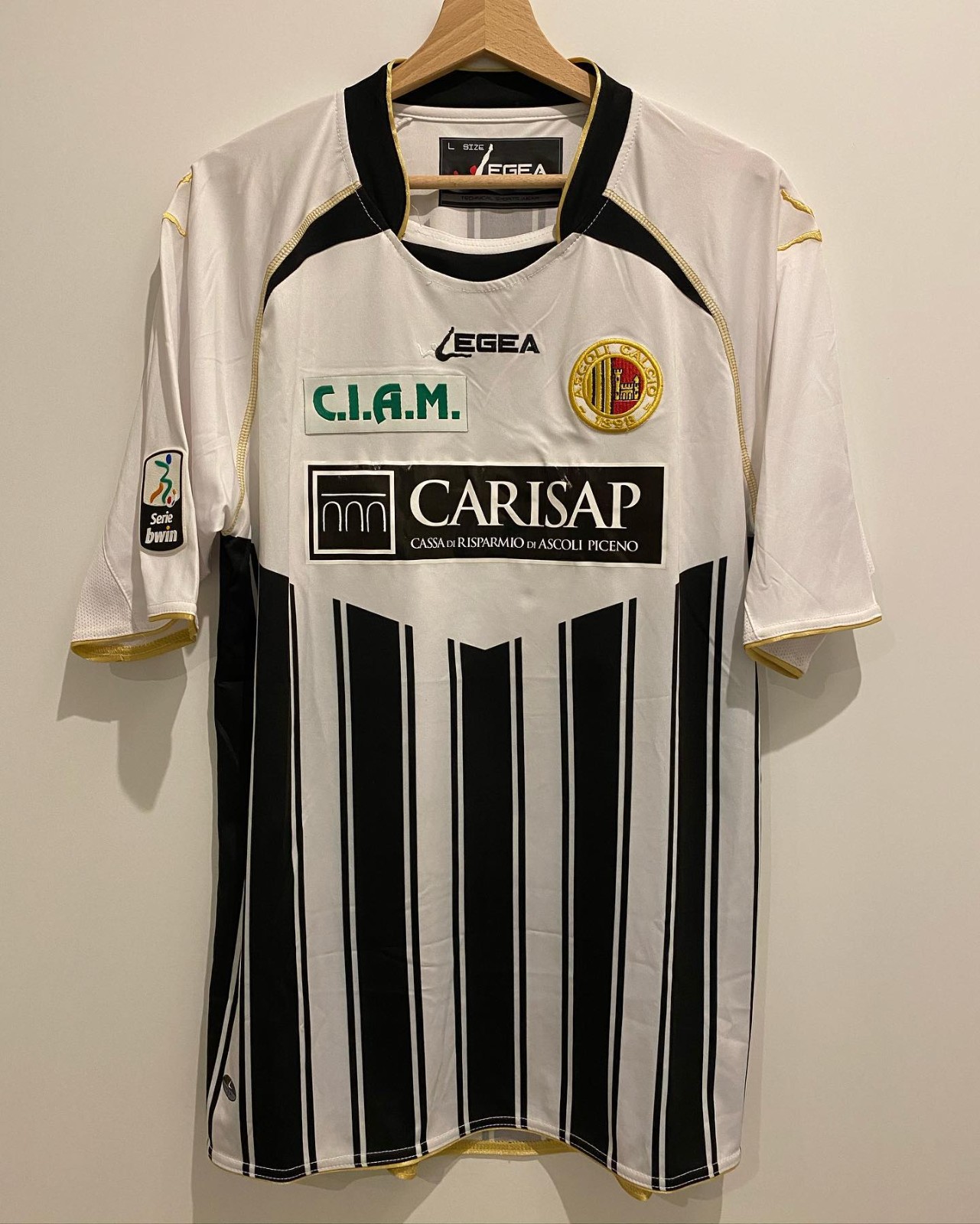 Ascoli 2011-12 Home Kit