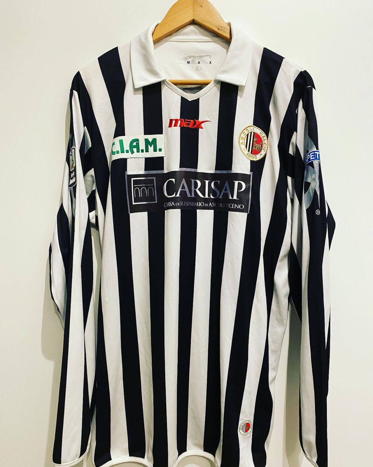 Ascoli 2012-13 Home Kit
