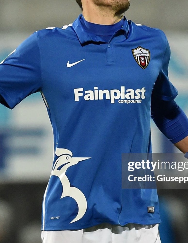 Ascoli 2017-18 GK 1 Kit