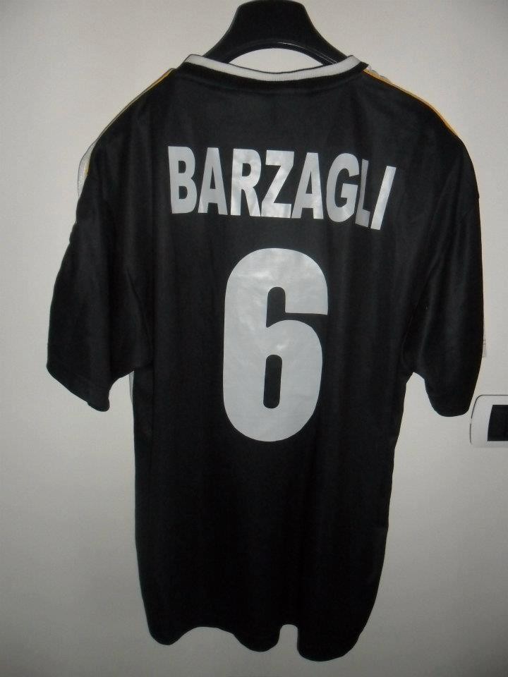 Ascoli 2002-03 Away Kit