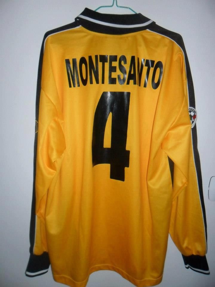 Ascoli 2002-03 Third Kit