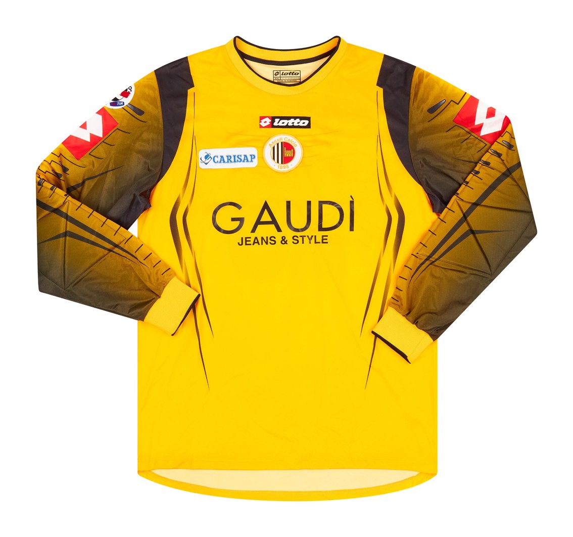 Ascoli 2005-06 GK 1 Kit