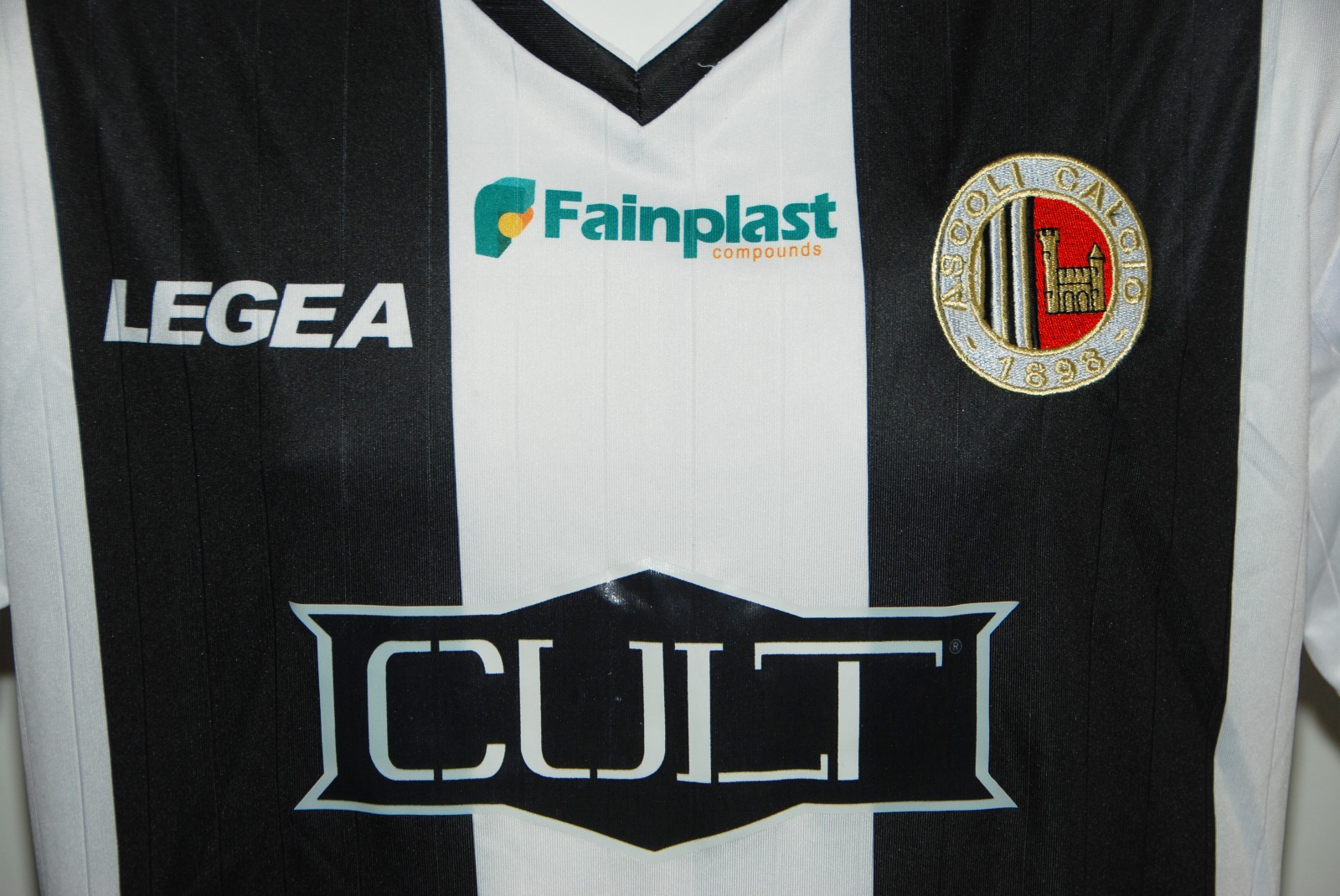 Ascoli 2007-08 Home Kit