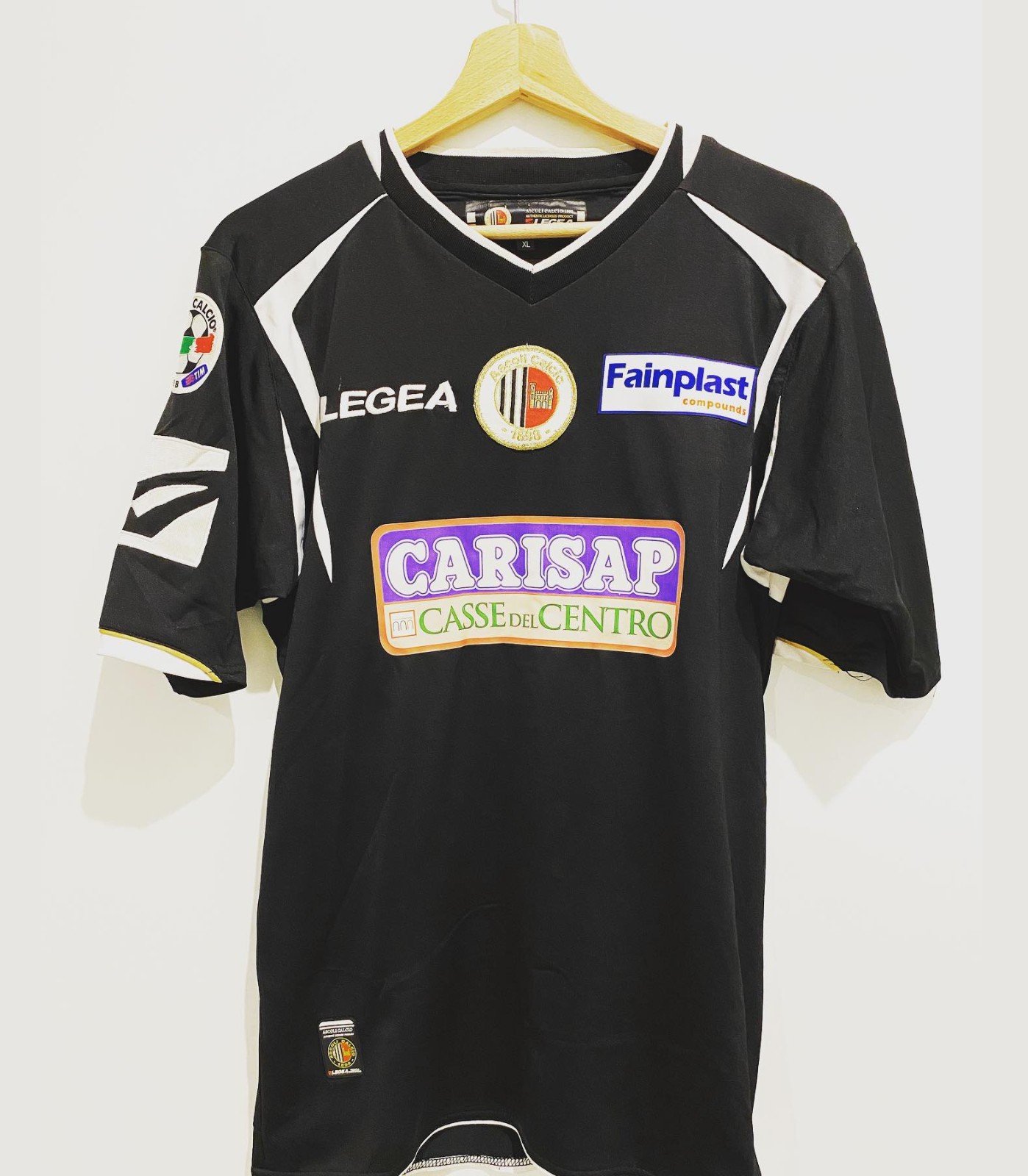 Ascoli 2008-09 Away Kit