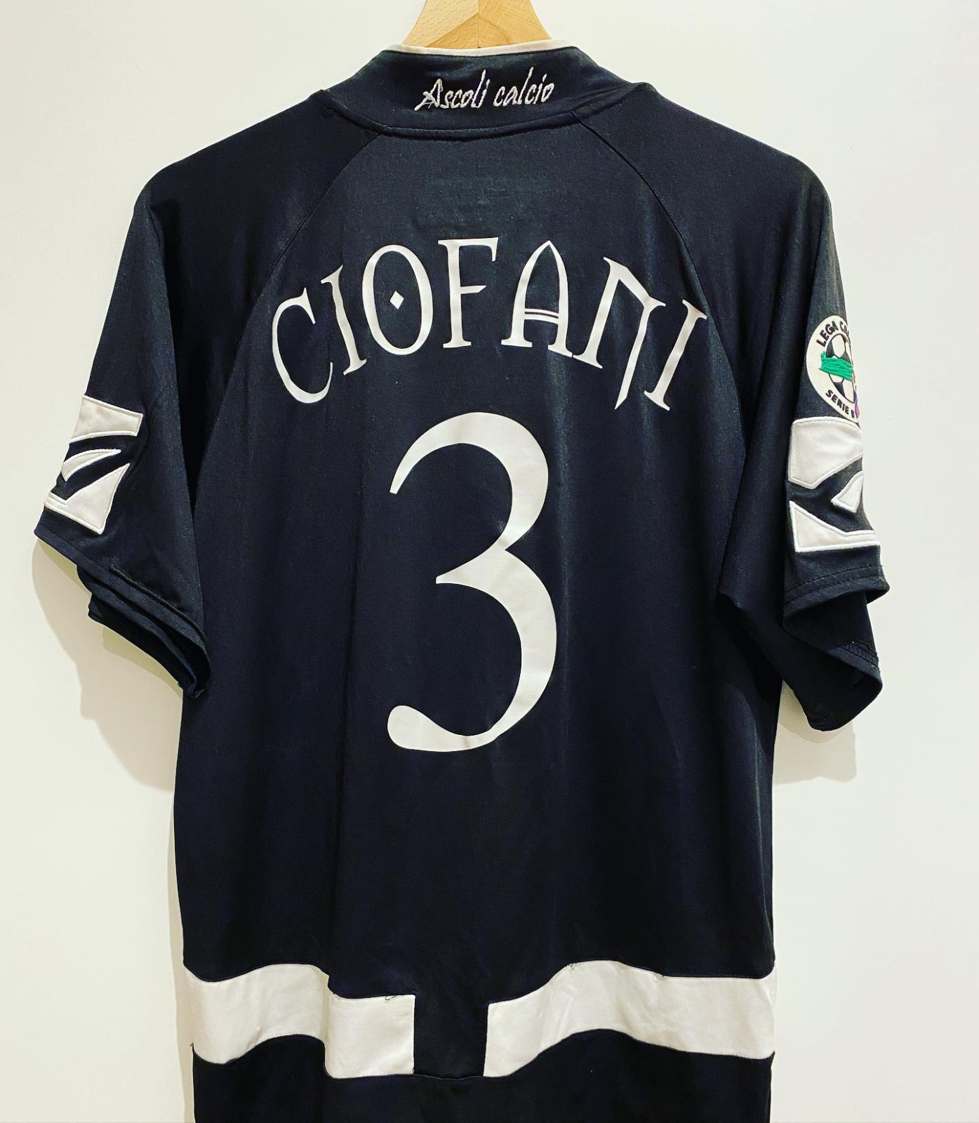 Ascoli 2009-10 Third Kit