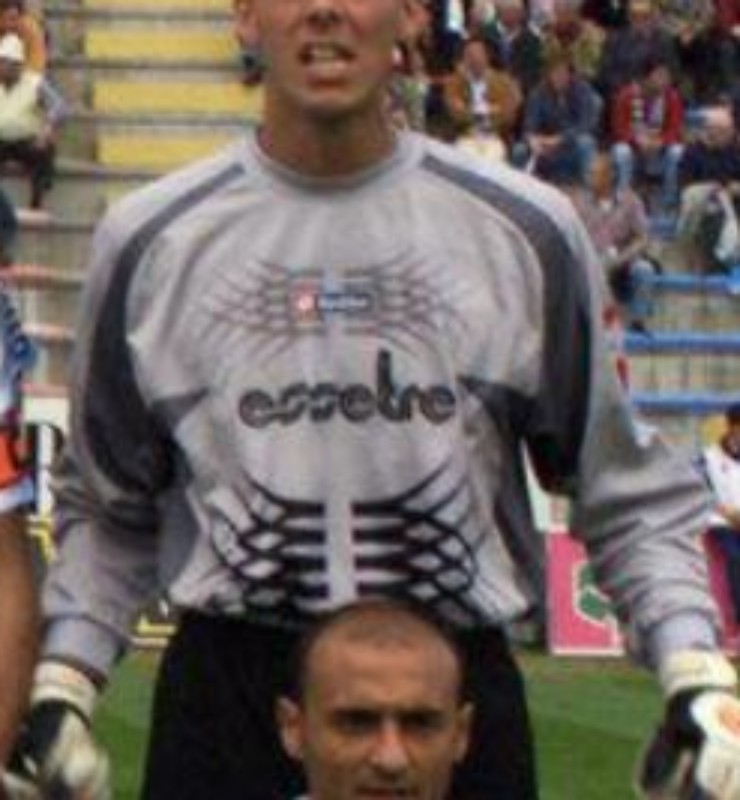 Treviso 2002-03 GK 2 Kit