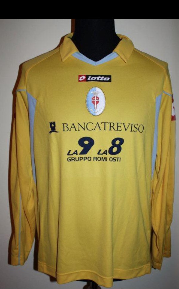 Treviso 2010-11 Third Kit