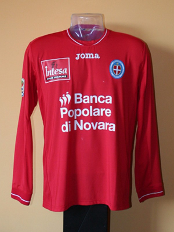 Novara 2011-12 Third Kit