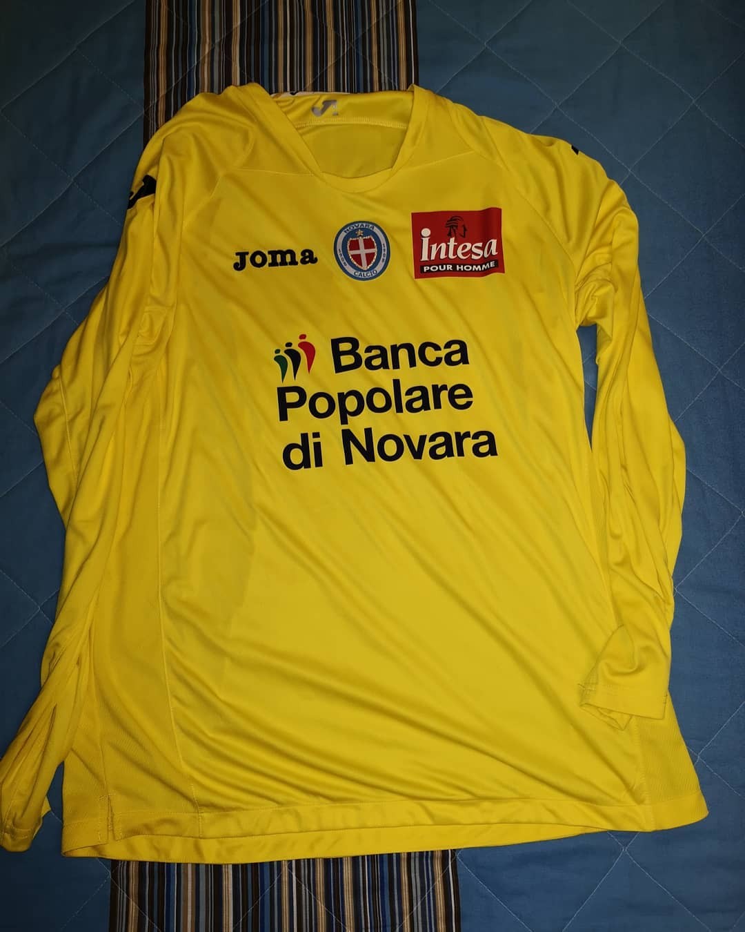 Novara 2012-13 GK 2 Kit