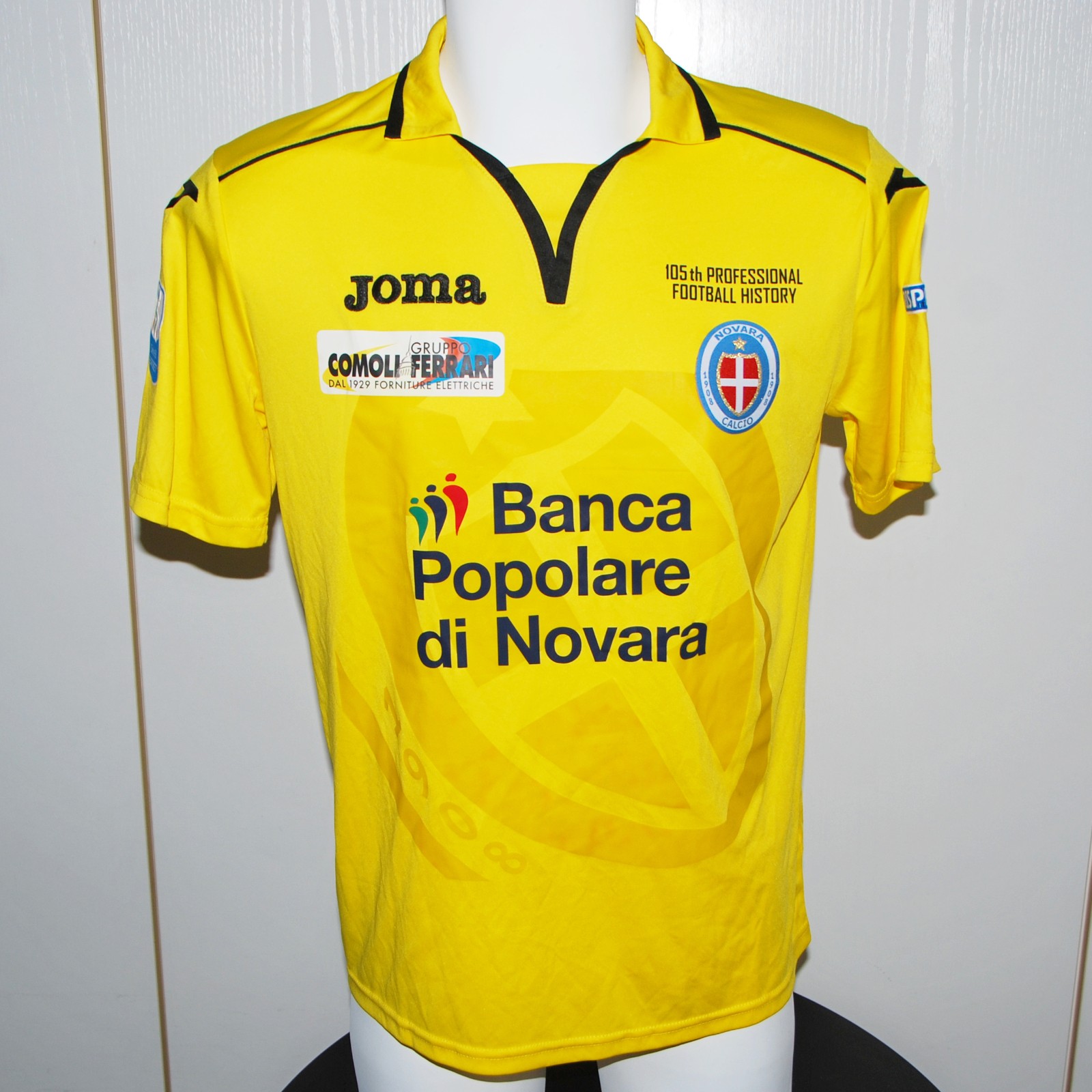 Novara 2013-14 Third Kit
