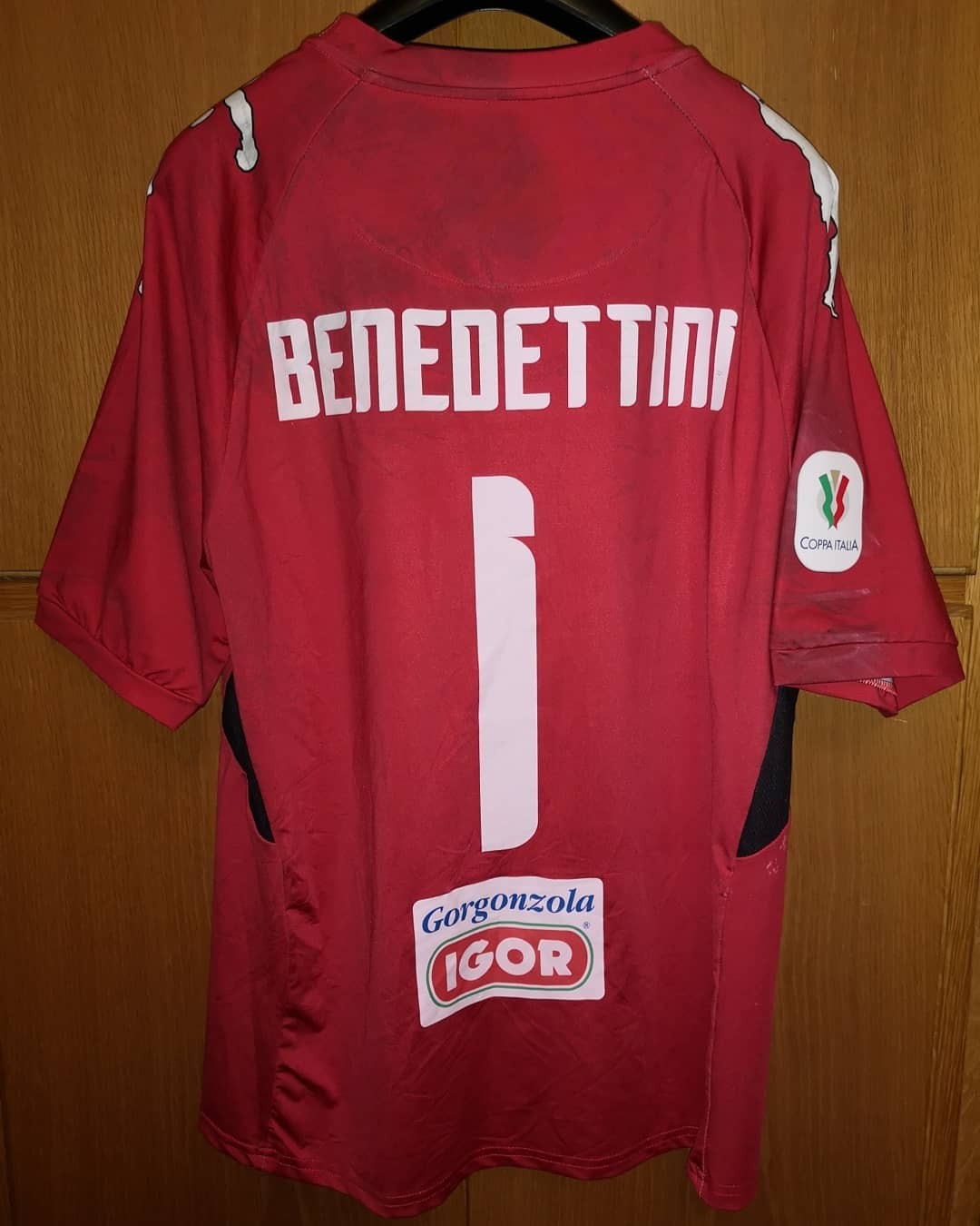 Novara 2018-19 GK 1 Kit