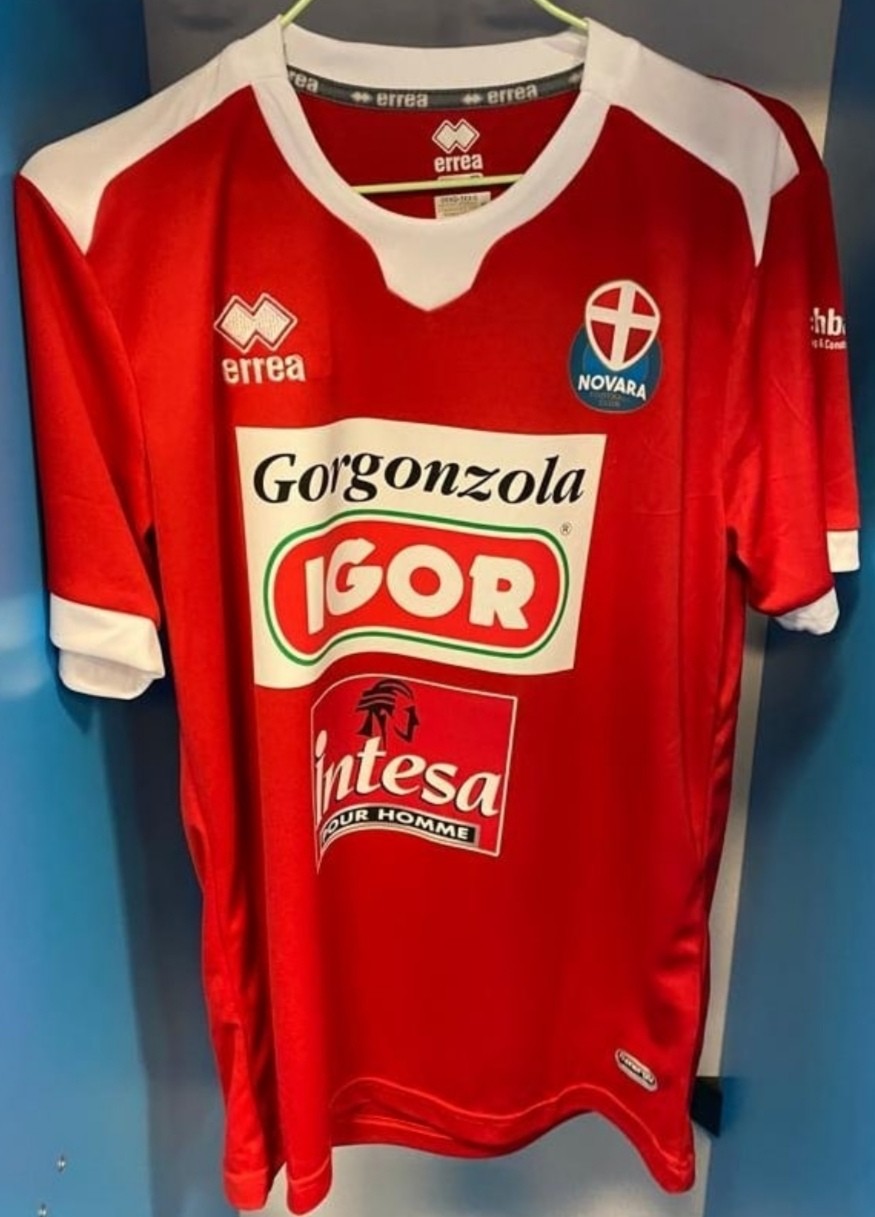 Novara 2021-22 Third Kit