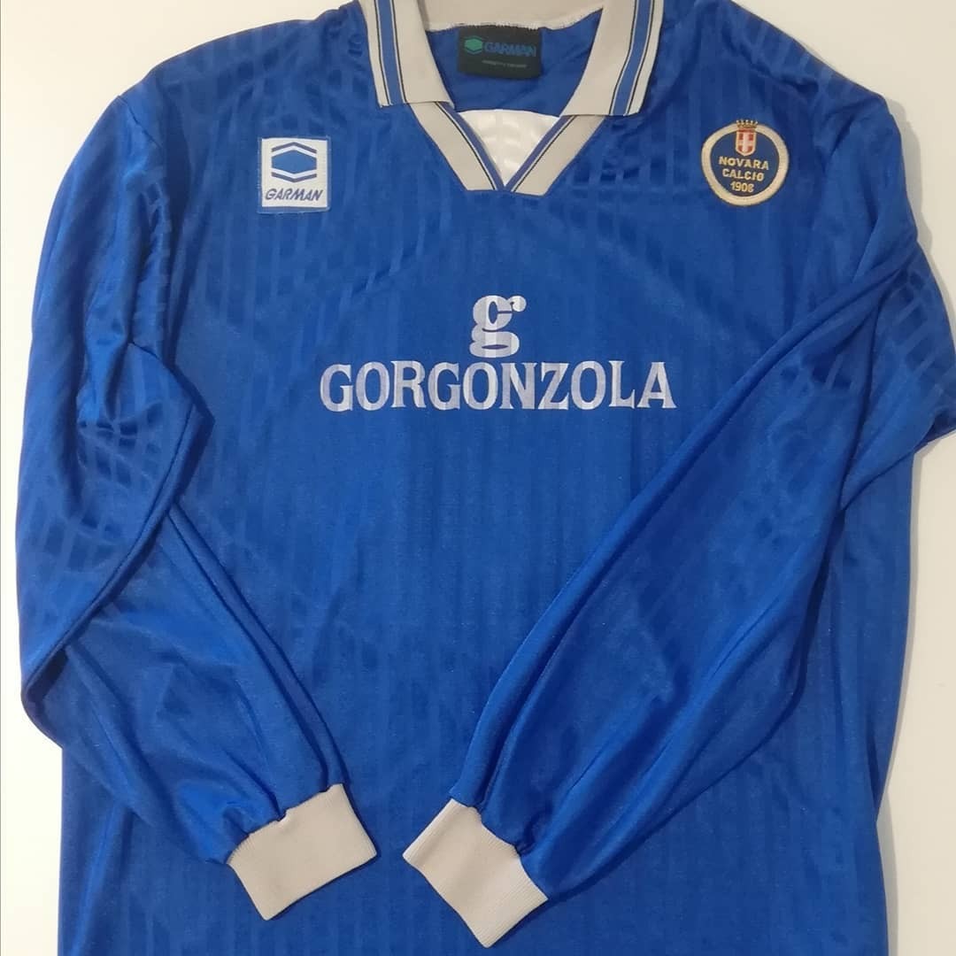 Novara 1997-98 Home Kit