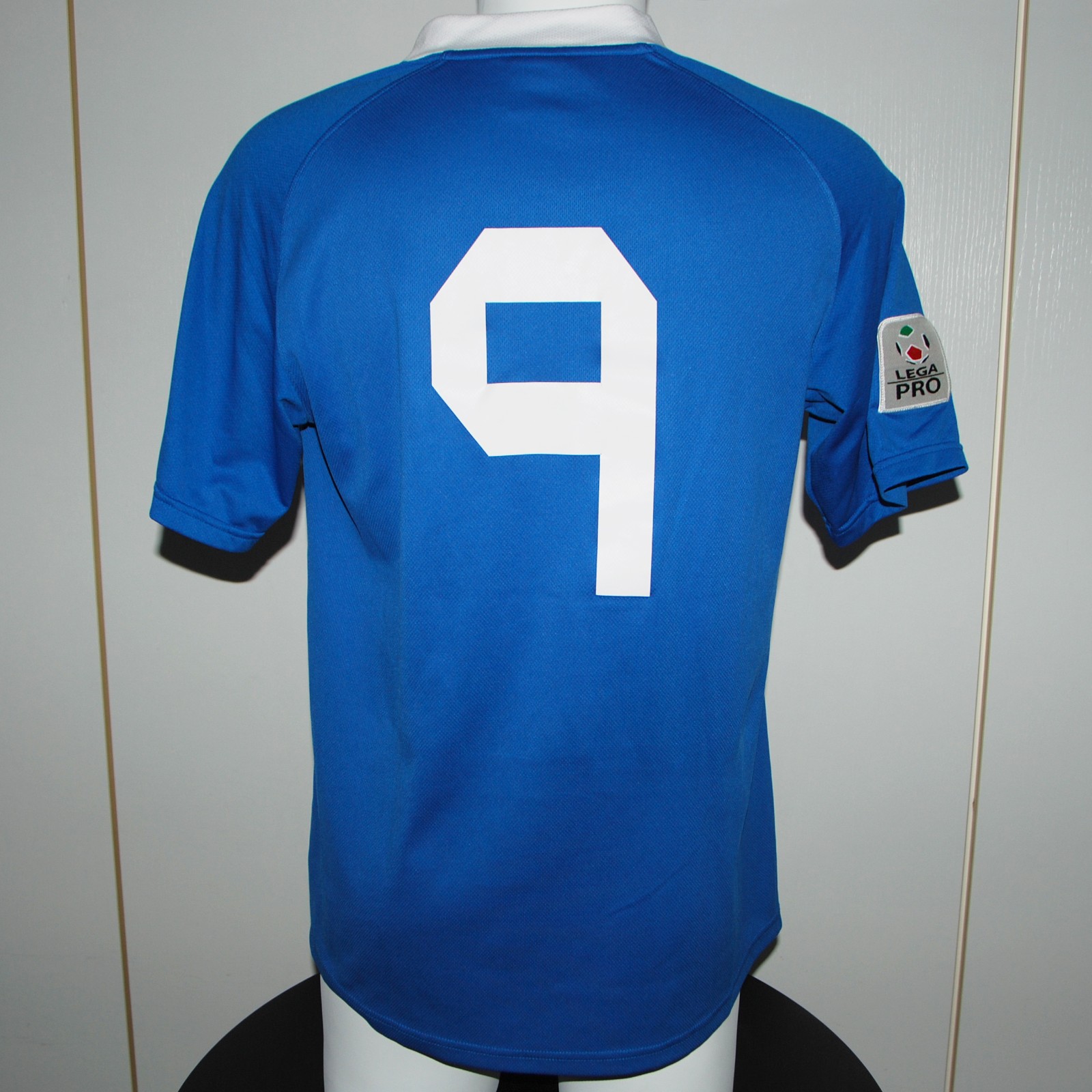 Novara 2009-10 Home Kit