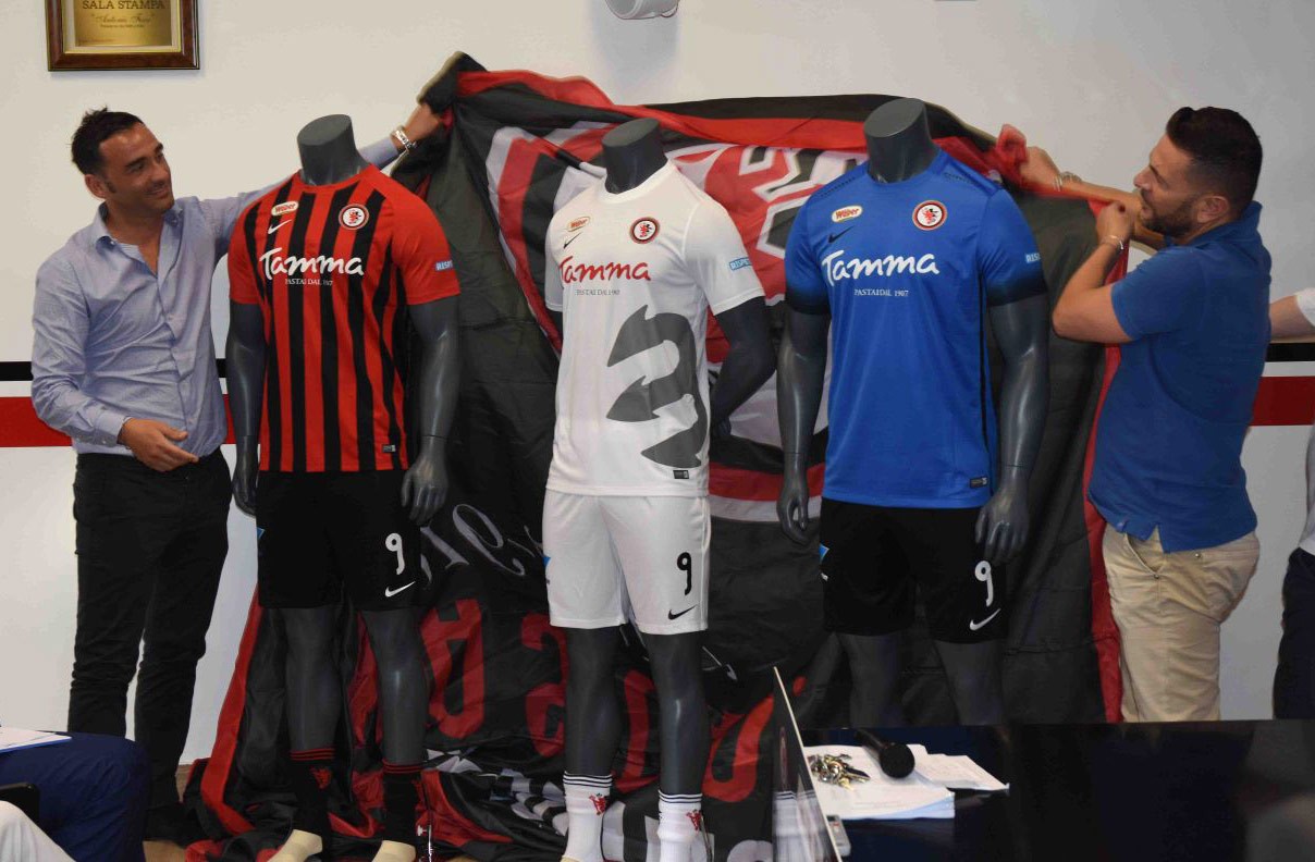 Foggia 2017-18 Away Kit