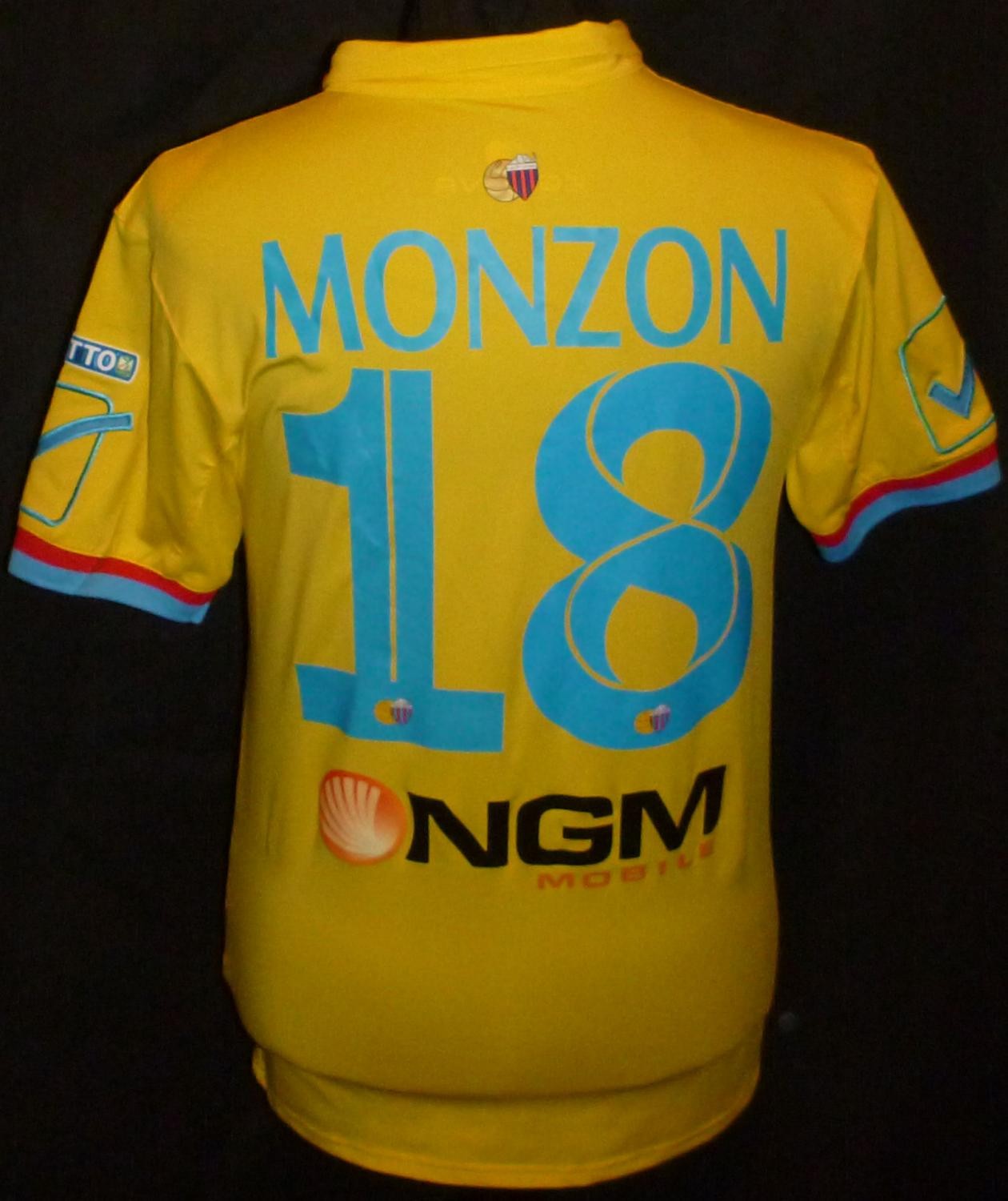 Catania 2014-15 Away Kit