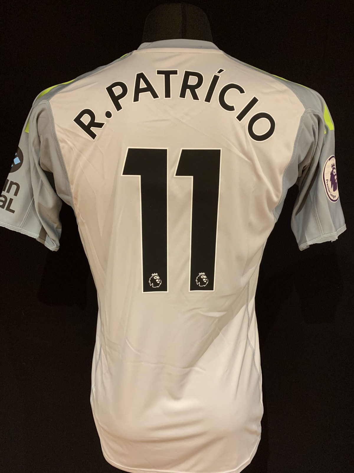 Wolverhampton Wanderers 2018-19 GK Third Kit