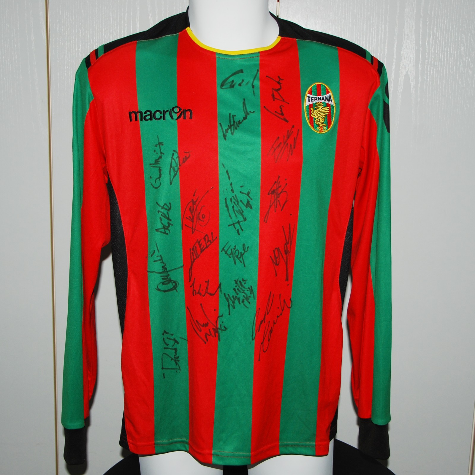 Ternana 2011-12 Home Kit