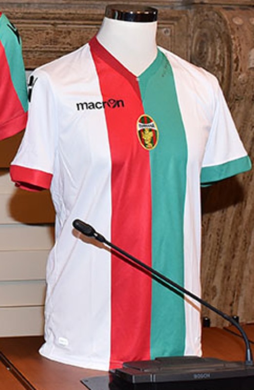 Ternana 2016-17 Third Kit