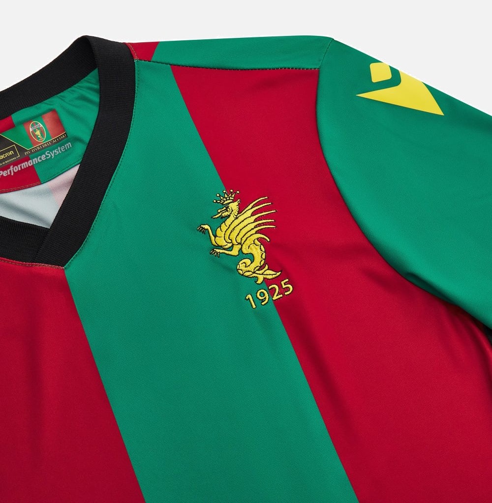 Ternana 2024-25 Home Kit