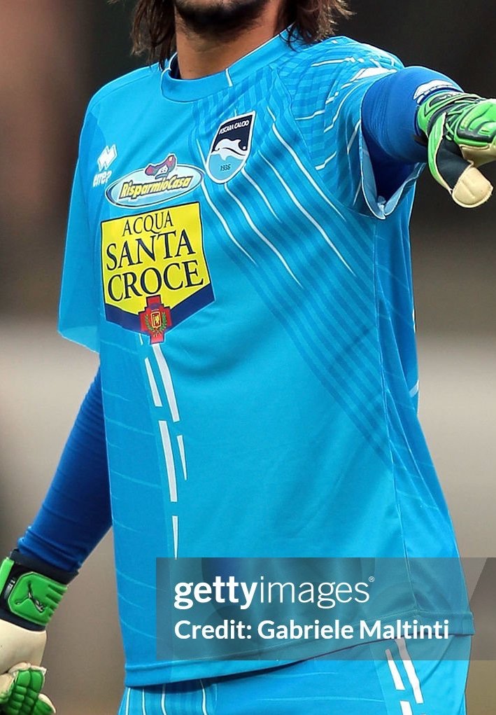 Pescara Calcio 2012-13 GK 2 Kit