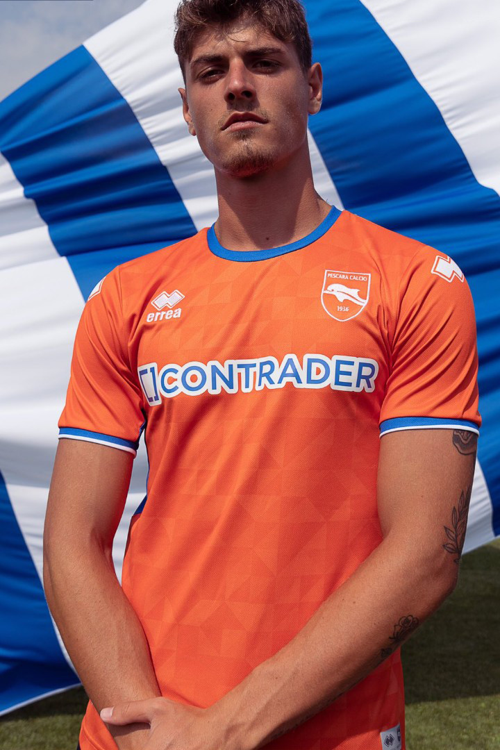 Pescara Calcio 2021-22 Away Kit