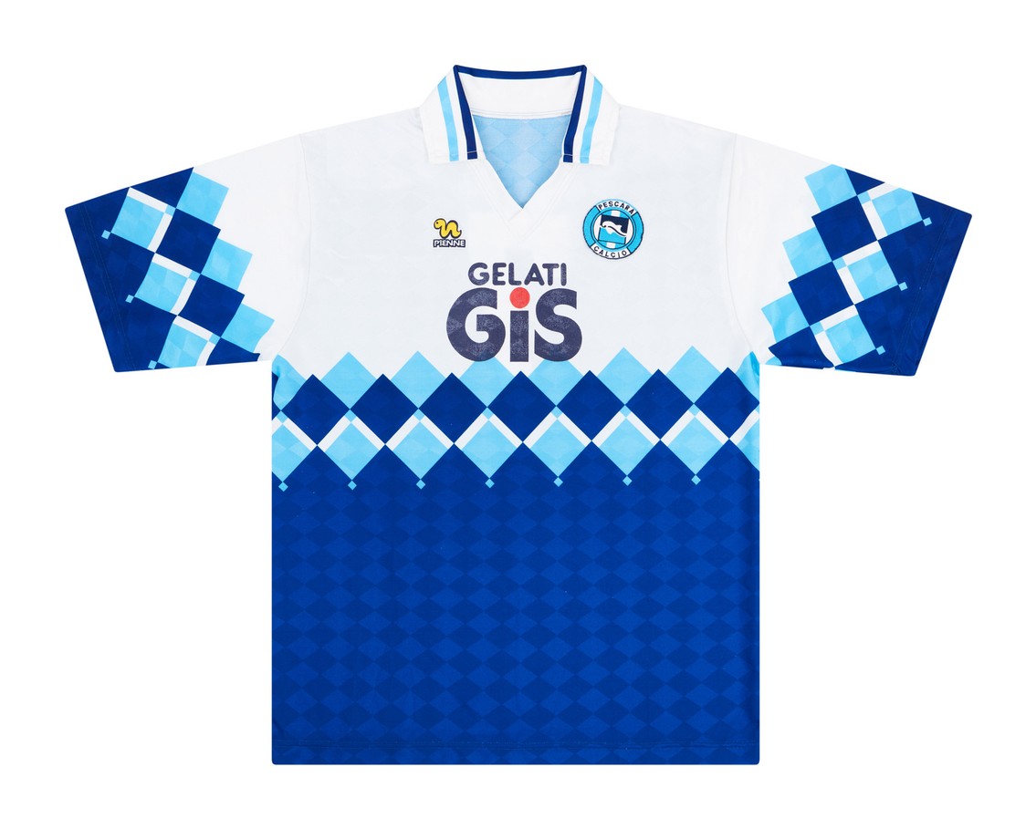 Pescara Calcio 1993-94 Away Kit