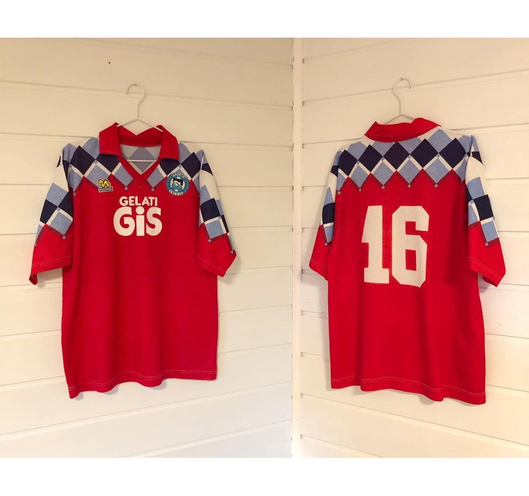 Pescara Calcio 1993-94 Third Kit