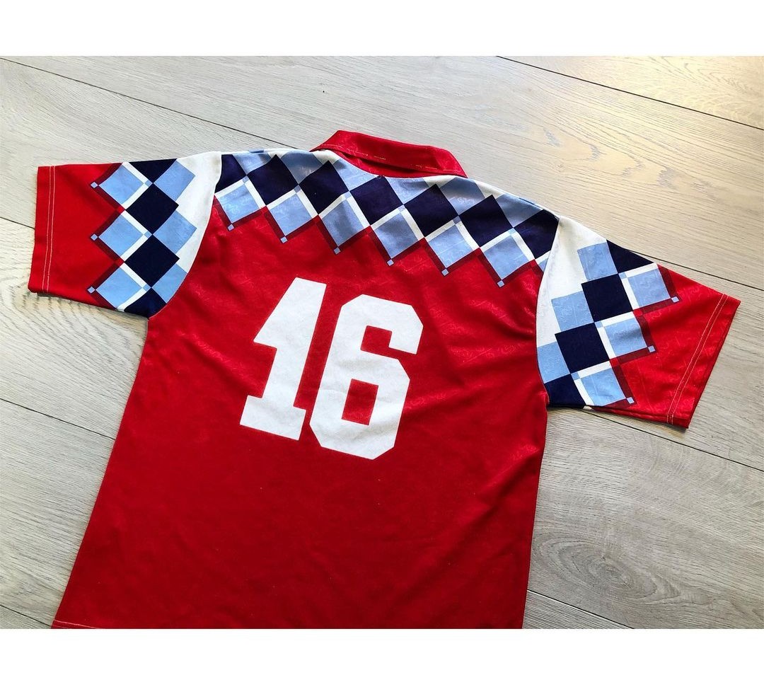 Pescara Calcio 1993-94 Third Kit