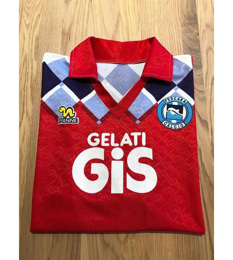 Pescara Calcio 1993-94 Third Kit