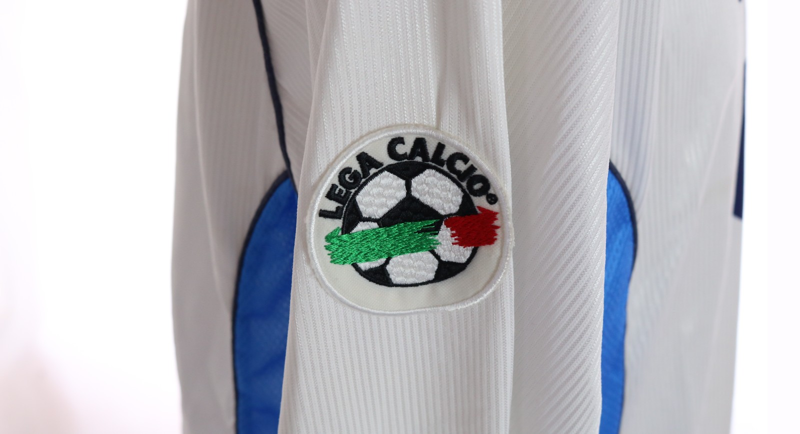 Pescara Calcio 1998-99 Home Kit