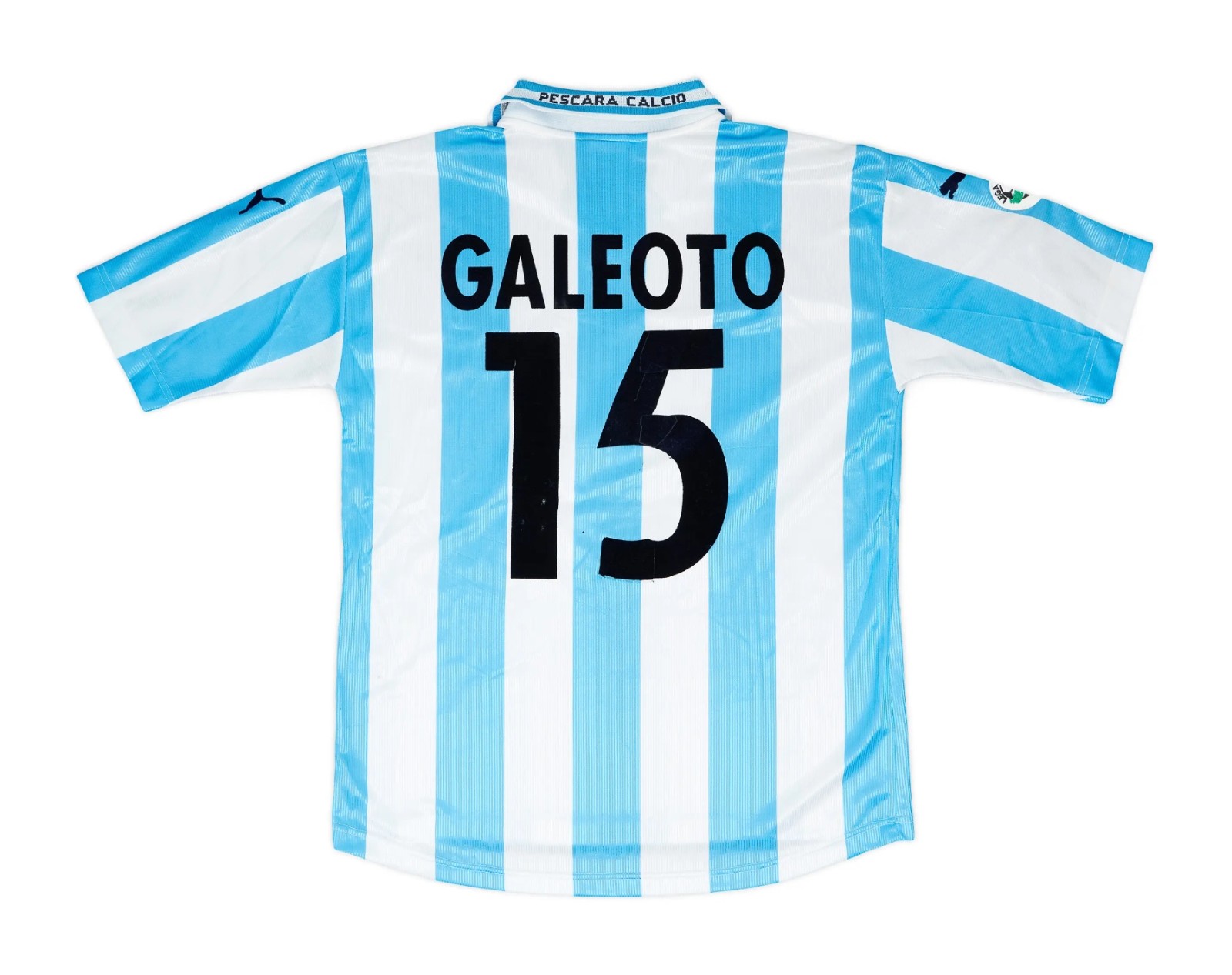 Pescara Calcio 2000-01 Home Kit