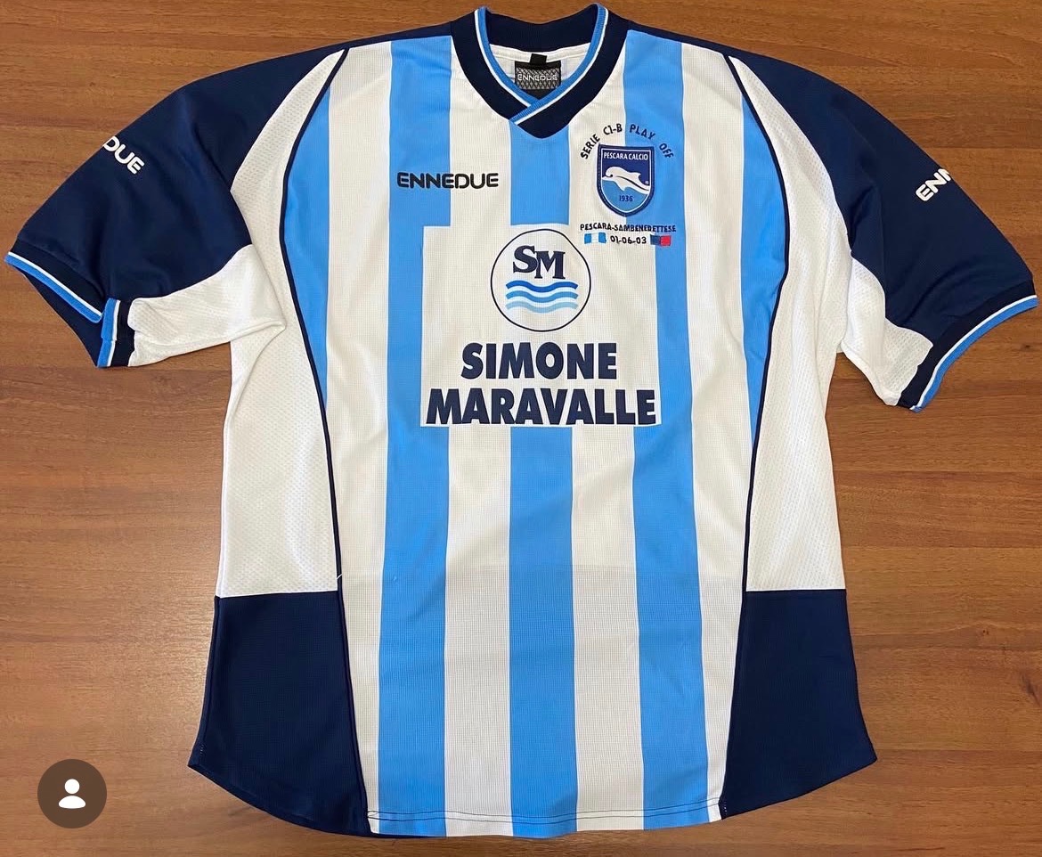 Pescara Calcio 2002-03 Home 2 Kit