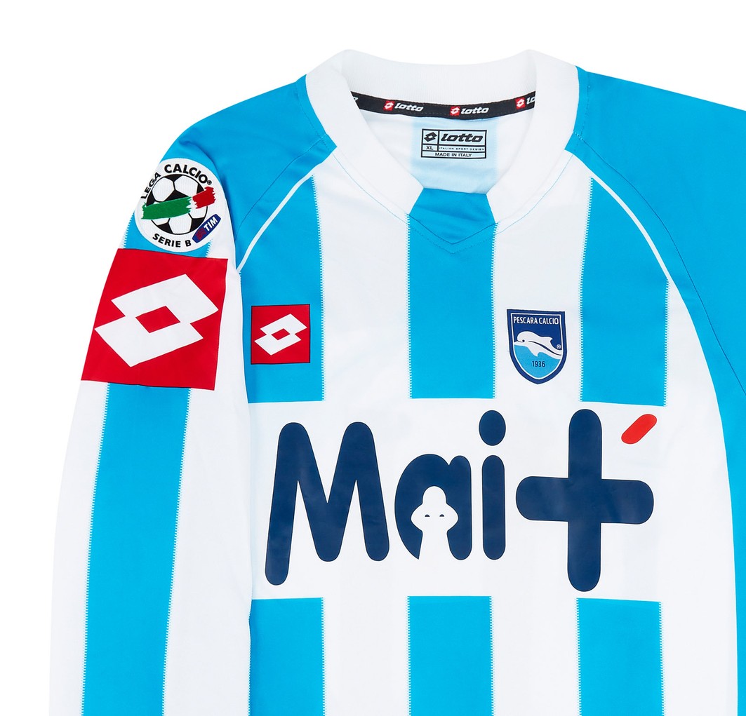Pescara Calcio 2005-06 Home Kit