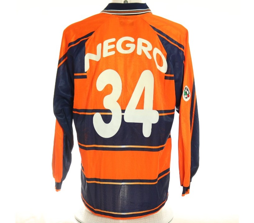 FC Pistoiese 2000-01 Home Kit