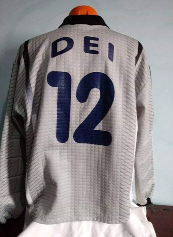 FC Pistoiese 2000-01 GK 3 Kit