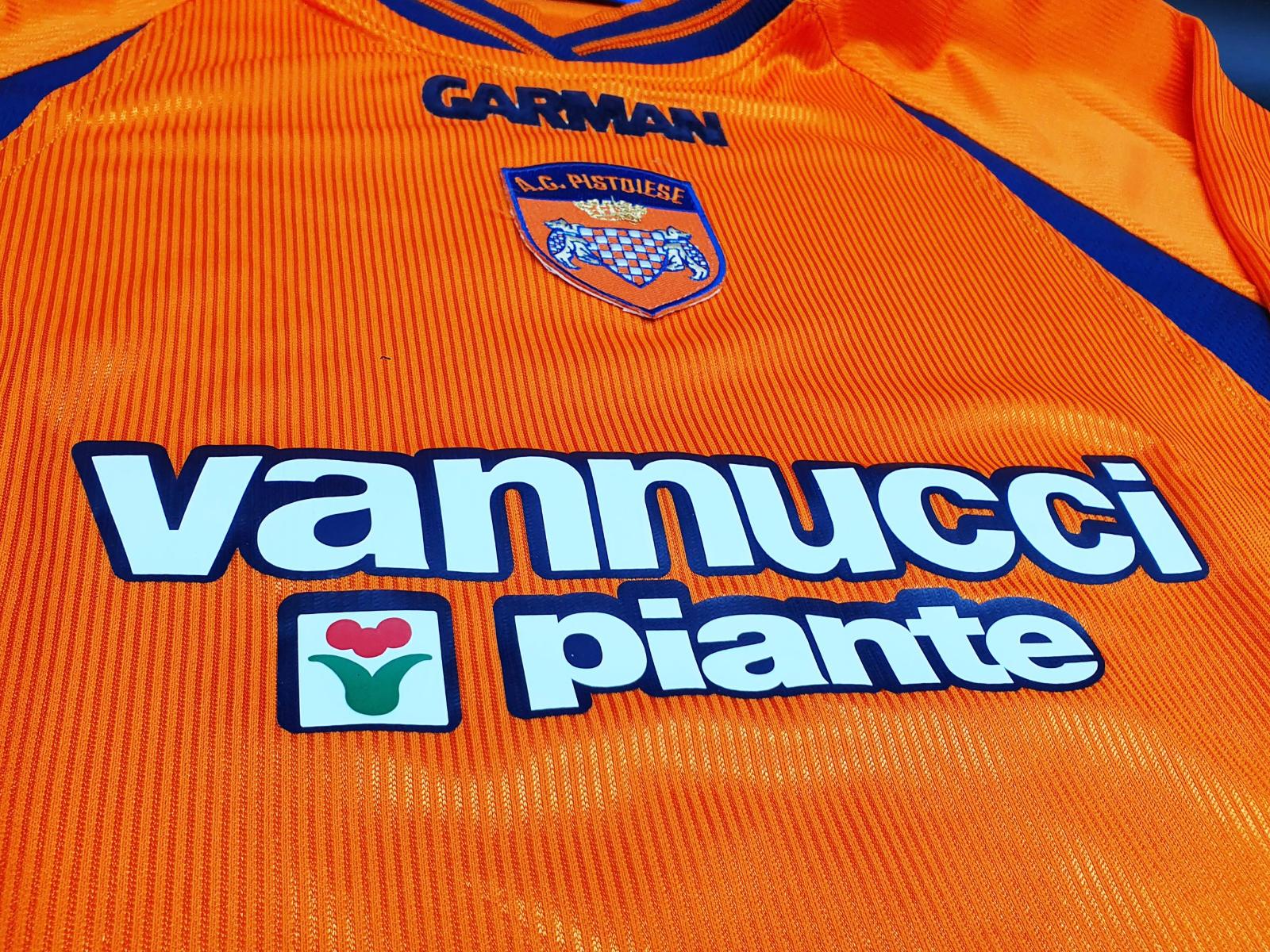 FC Pistoiese 2001-02 Home Kit