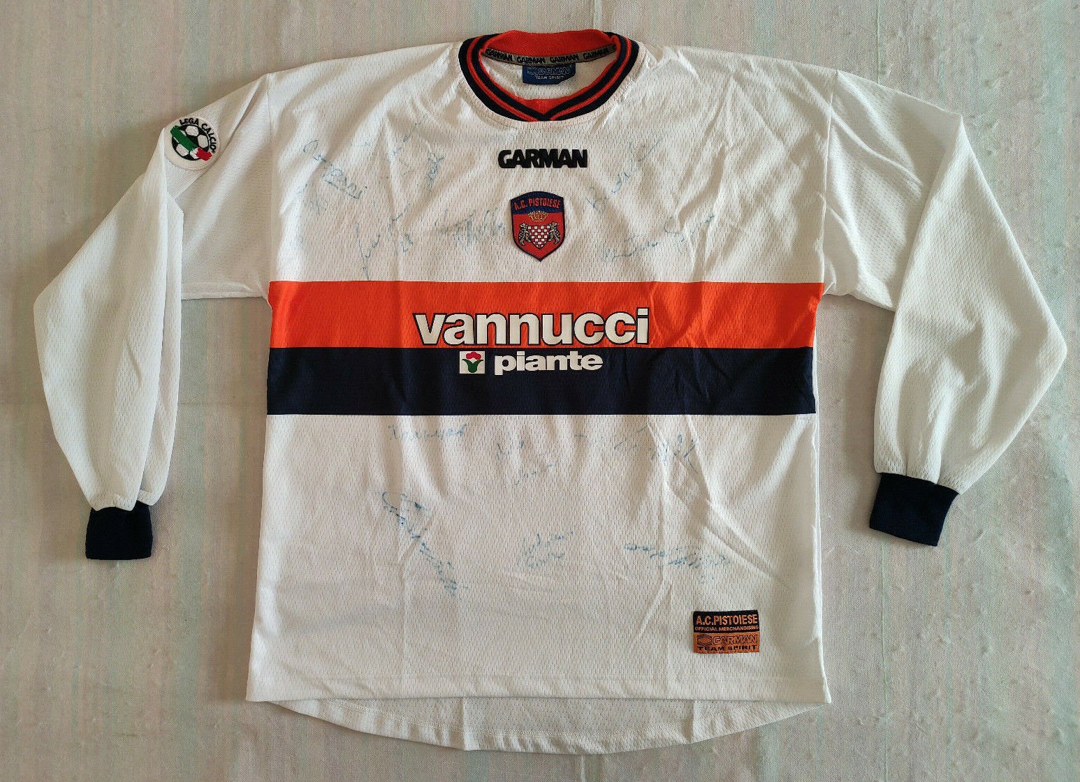 FC Pistoiese 2001-02 Away Kit
