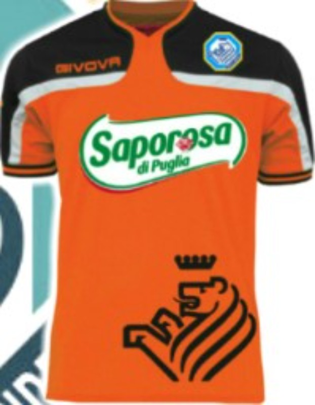 Fidelis Andria 2016-17 Third Kit