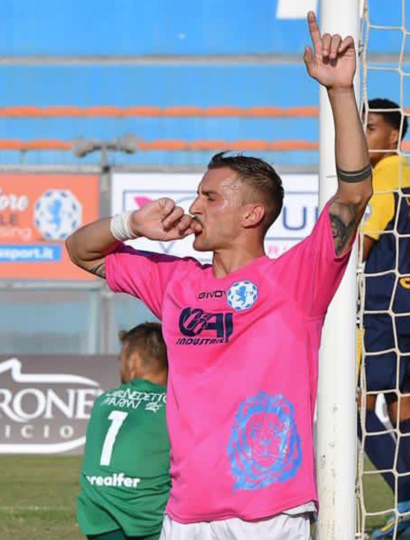 Fidelis Andria 2023-24 Away Kit