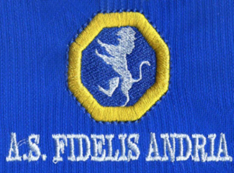 Fidelis Andria 2003-04 Home Kit